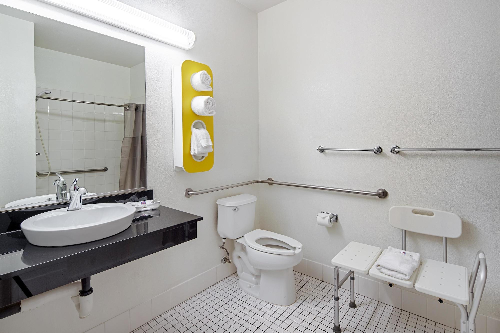 Motel 6-Anchorage, Ak - Midtown Екстер'єр фото