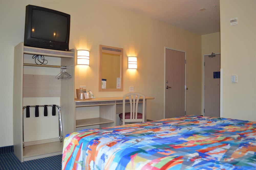 Motel 6-Anchorage, Ak - Midtown Екстер'єр фото