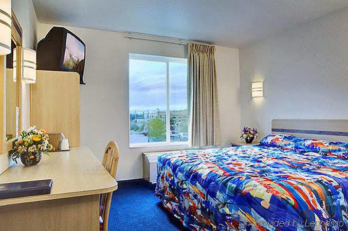 Motel 6-Anchorage, Ak - Midtown Екстер'єр фото
