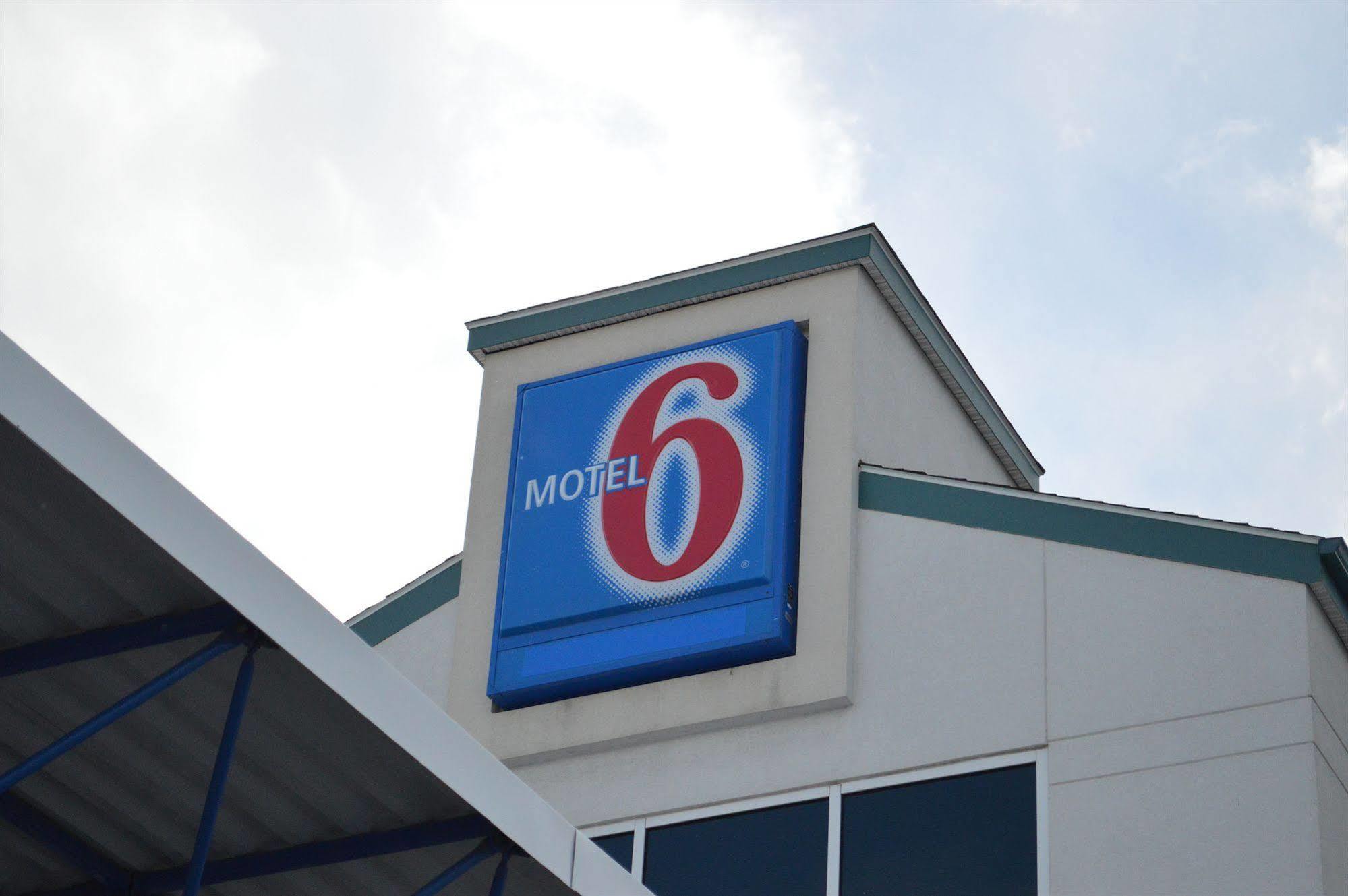 Motel 6-Anchorage, Ak - Midtown Екстер'єр фото
