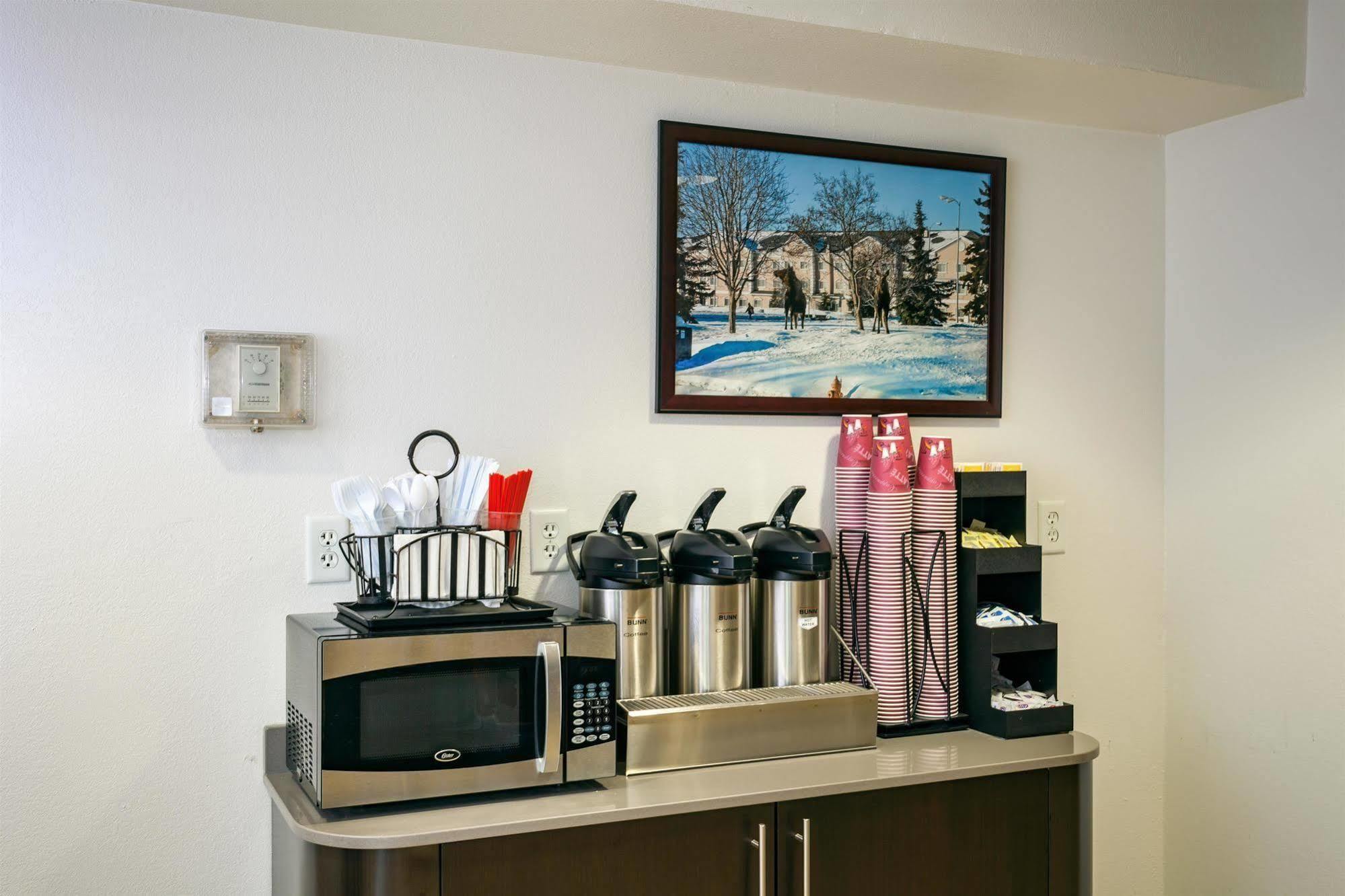 Motel 6-Anchorage, Ak - Midtown Екстер'єр фото
